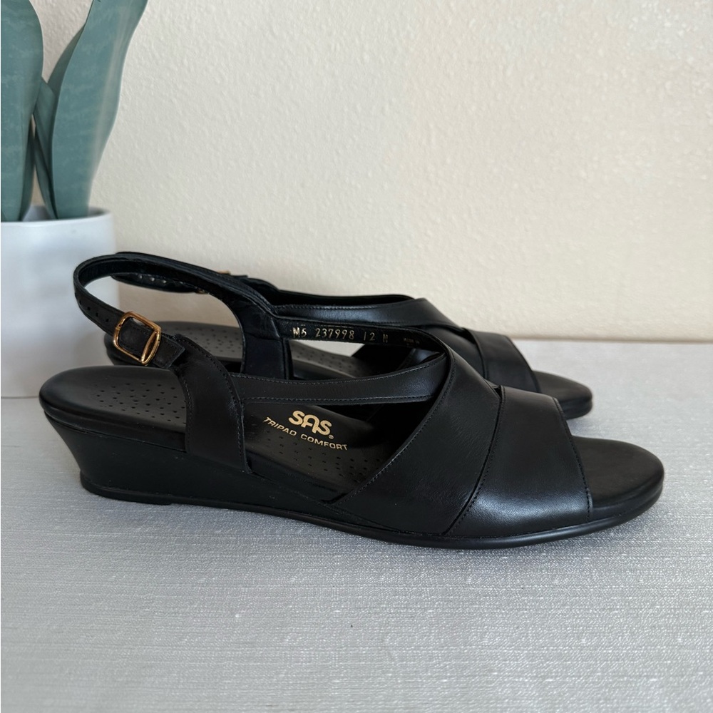 SAS Black Leather Tripad Comfort Low Wedge Slingback Comfy Sandals